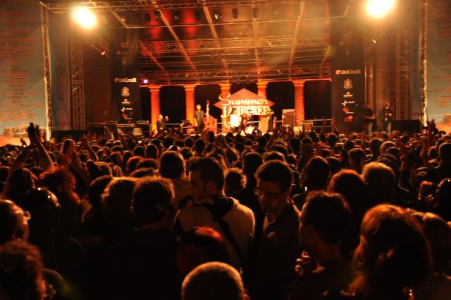 min 2010 08 06 palco centrale 091